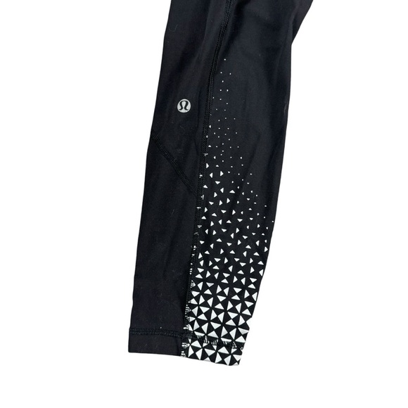 Lululemon Geometric Pattern Leggings - Picture 3 of 4